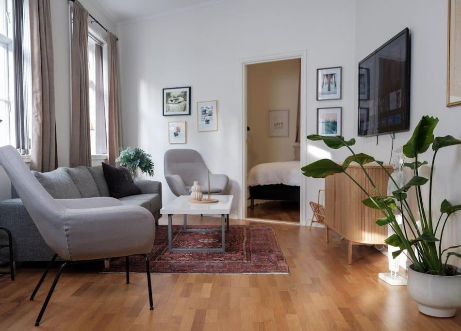 In The Heart Of Brosundet! Fully Equipped 3 Bed Room Ap 올레순 외부 사진