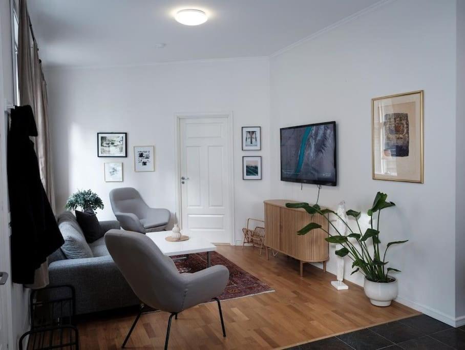 In The Heart Of Brosundet! Fully Equipped 3 Bed Room Ap 올레순 외부 사진
